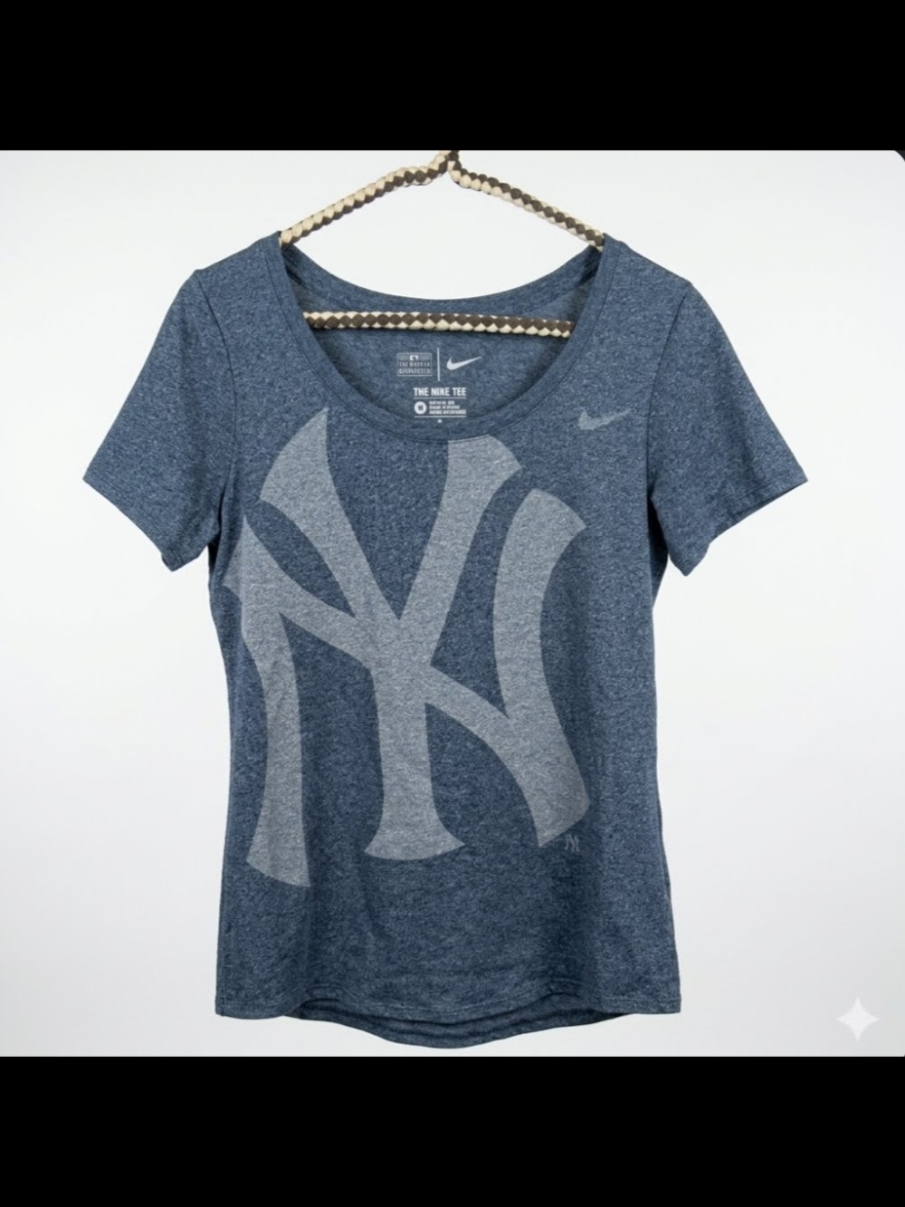 Nike Women’s New York Yankees Heather Blue Logo Tee Size Medium